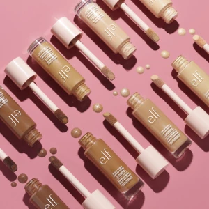 e.l.f. Halo Glow Liquid Filter 5 Medium/tan e.l.f. Halo Glow Liquid Filter 5 Medium/tan