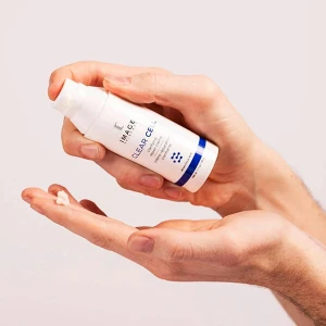 Image Skincare CLEAR CELL Clarifying Repair Crème 48g Image Skincare CLEAR CELL Clarifying Repair Crème 48g
