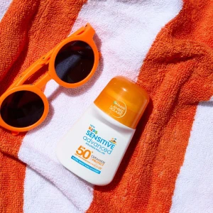 Garnier Ambre Solaire Sensitive Advance Roll On Kids 50ml Garnier Ambre Solaire Sensitive Advance Roll On Kids 50ml