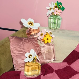 Marc Jacobs Daisy Edt 100ml Gift Set Marc Jacobs Daisy Edt 100ml Gift Set