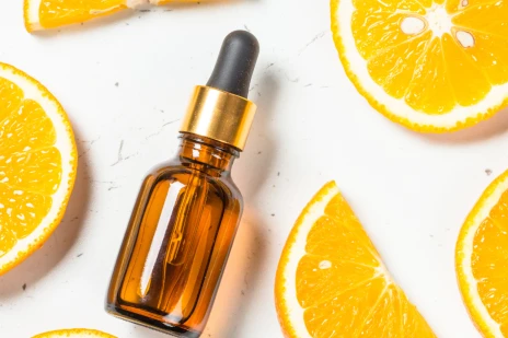 Combining Vitamin C skin care products with other active ingredients