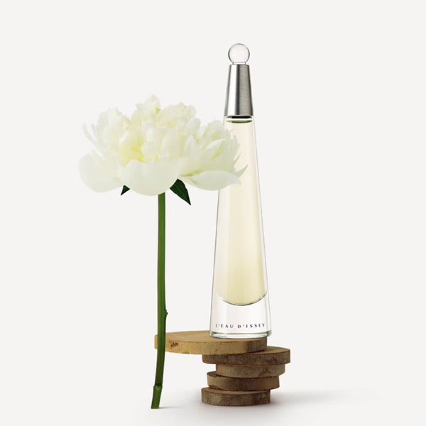 Issey Miyake L'eau D'issey Ladies 100ml Edt Issey Miyake L'eau D'issey Ladies 100ml Edt