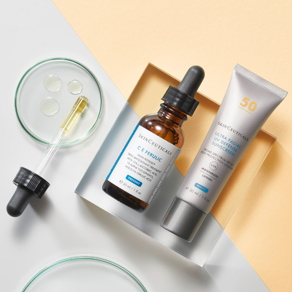 SkinCeuticals Double Defence C E Ferulic Kit | Free Full Size SPF Worth €56 SkinCeuticals Double Defence C E Ferulic Kit | Free Full Size SPF Worth €56