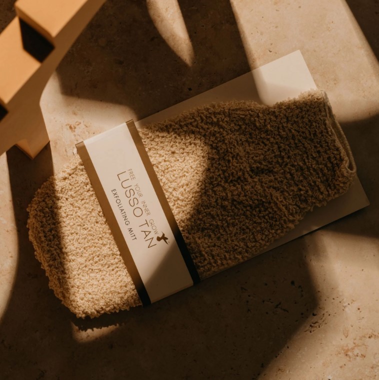 Lusso Tan Exfoliating Mitt Lusso Tan Exfoliating Mitt
