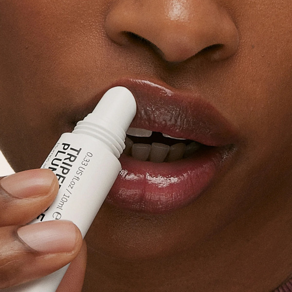 The Inkey List Tripeptide Plumping Lip Balm Berry Tint 10ml The Inkey List Tripeptide Plumping Lip Balm Berry Tint 10ml