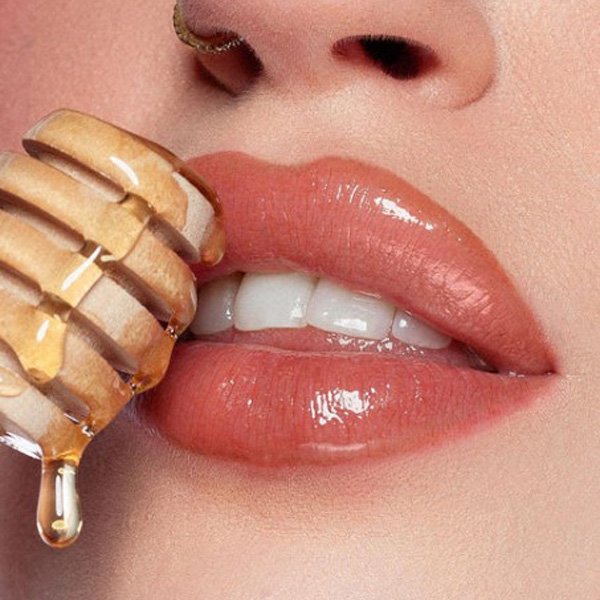 KASH Beauty Lip Oil Hey Honey KASH Beauty Lip Oil Hey Honey